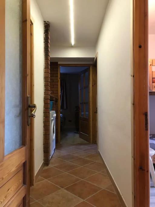 Kenne, A 200m Dagli Impianti Monterosaski *