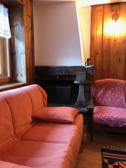 Kenne, A 200m Dagli Impianti Monterosaski Apartment
